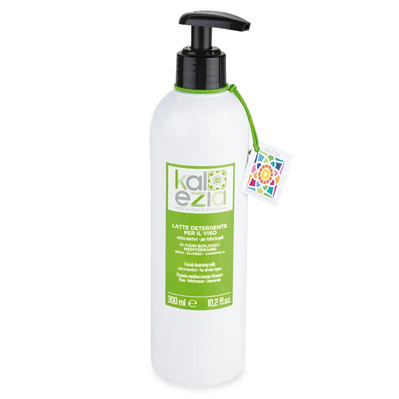 Latte detergente per il viso